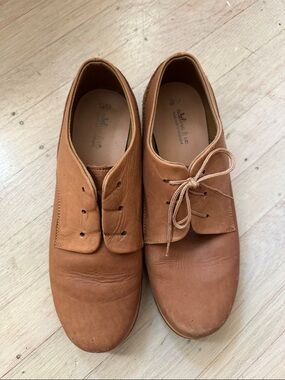 Adelisa & Co Leather Lace-Up Oxfords in Tan